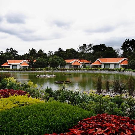Silent Shores Resort & Spa Mysore Extérieur photo