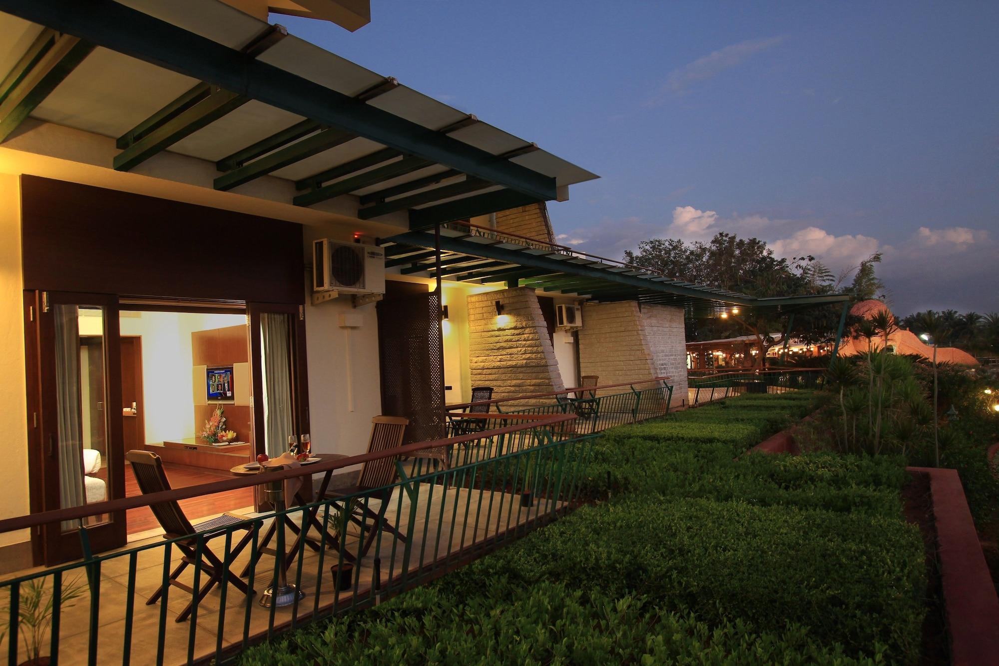 Silent Shores Resort & Spa Mysore Extérieur photo