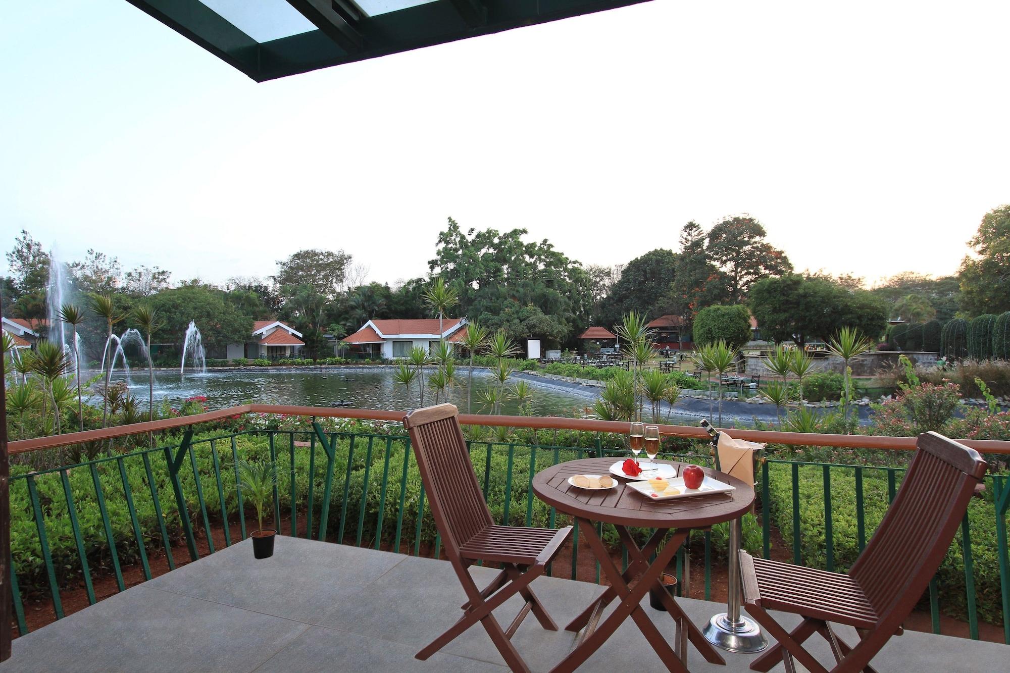 Silent Shores Resort & Spa Mysore Extérieur photo