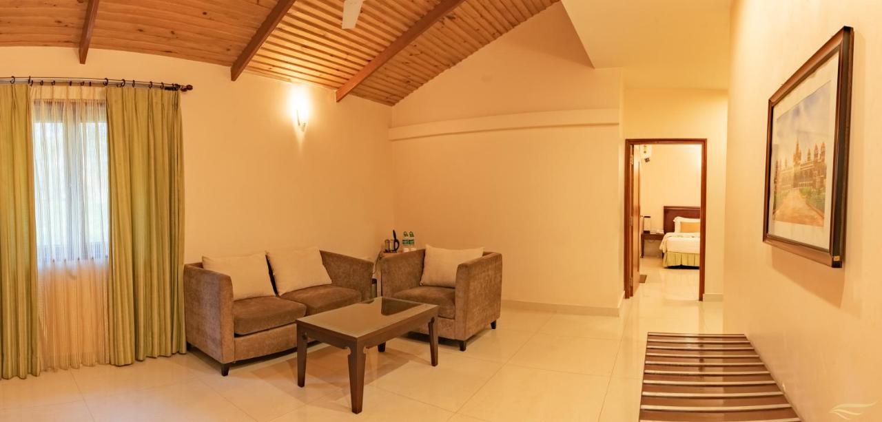 Silent Shores Resort & Spa Mysore Extérieur photo