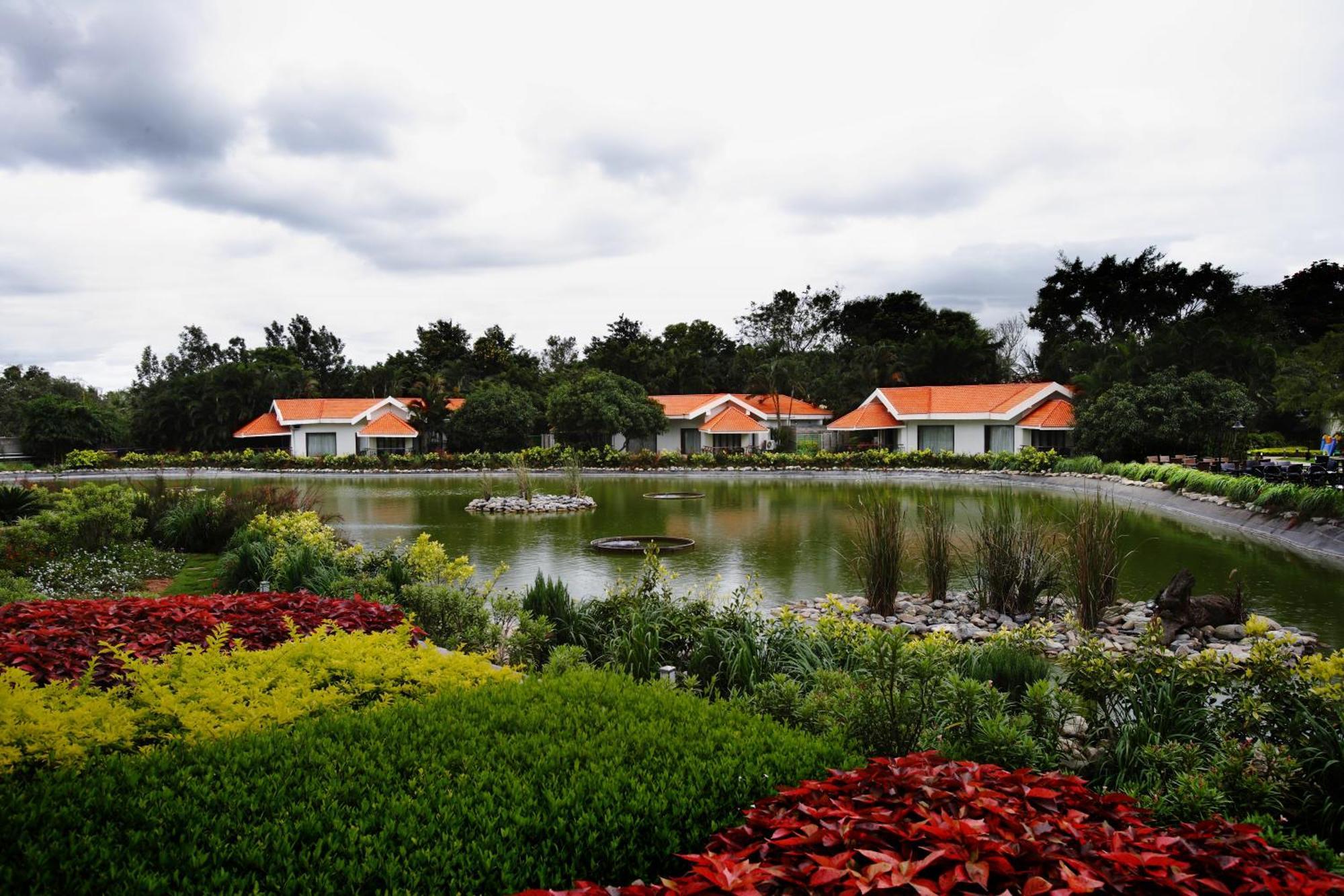 Silent Shores Resort & Spa Mysore Extérieur photo
