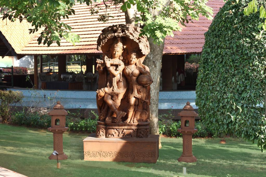 Silent Shores Resort & Spa Mysore Extérieur photo